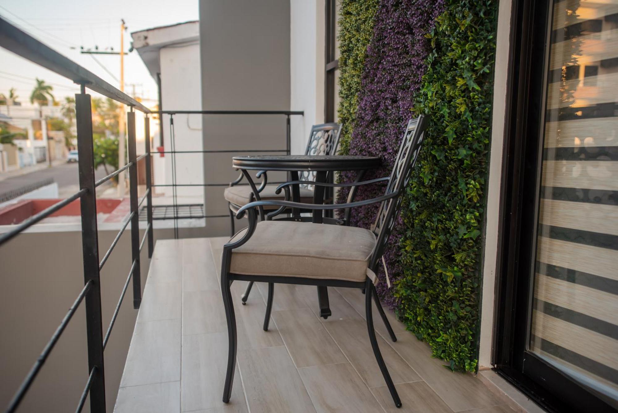2br/2ba 1 Block To Ocean! - Unit 3 * Mazatlan