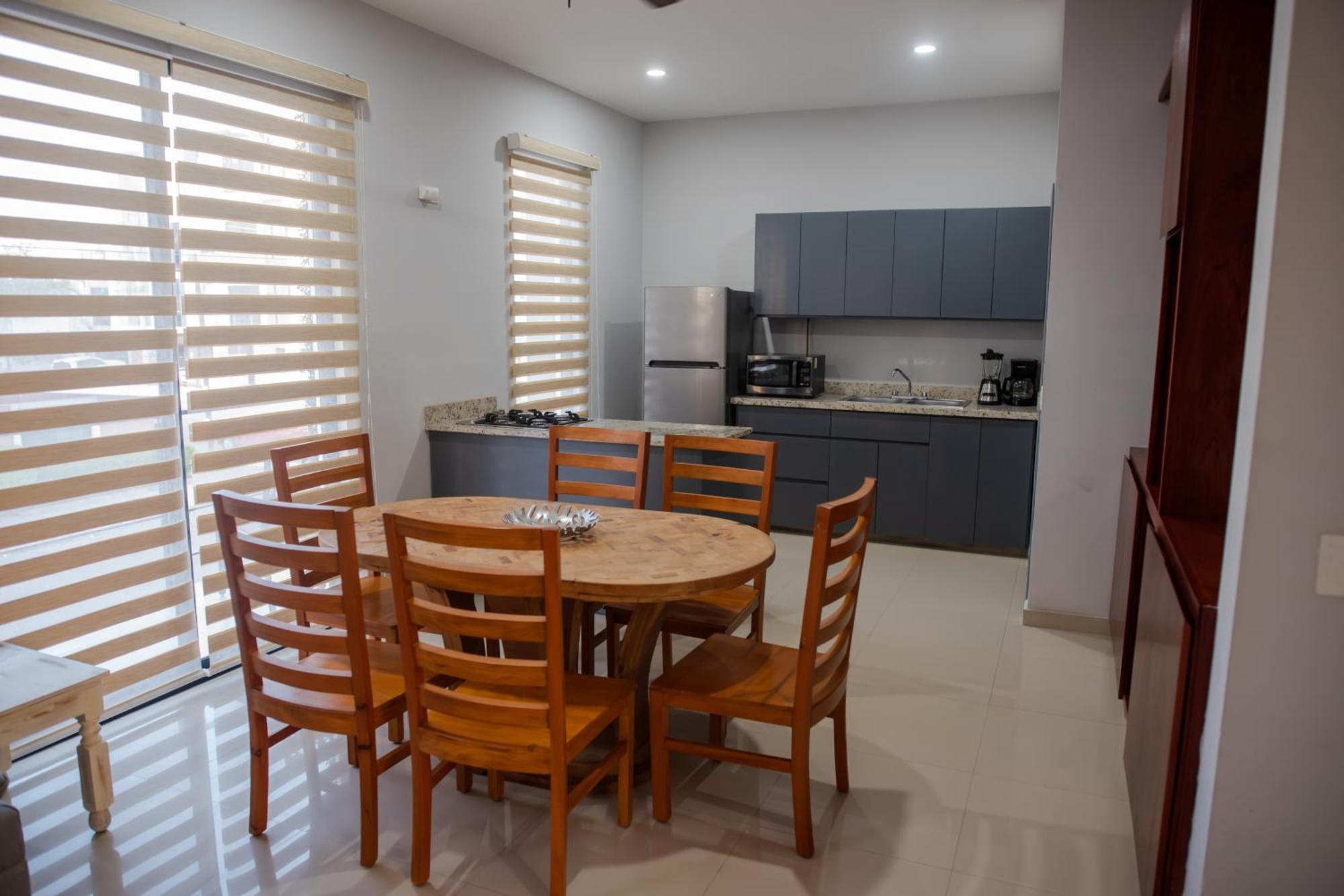 2br/2ba 1 Block To Ocean! - Unit 3 Mazatlan